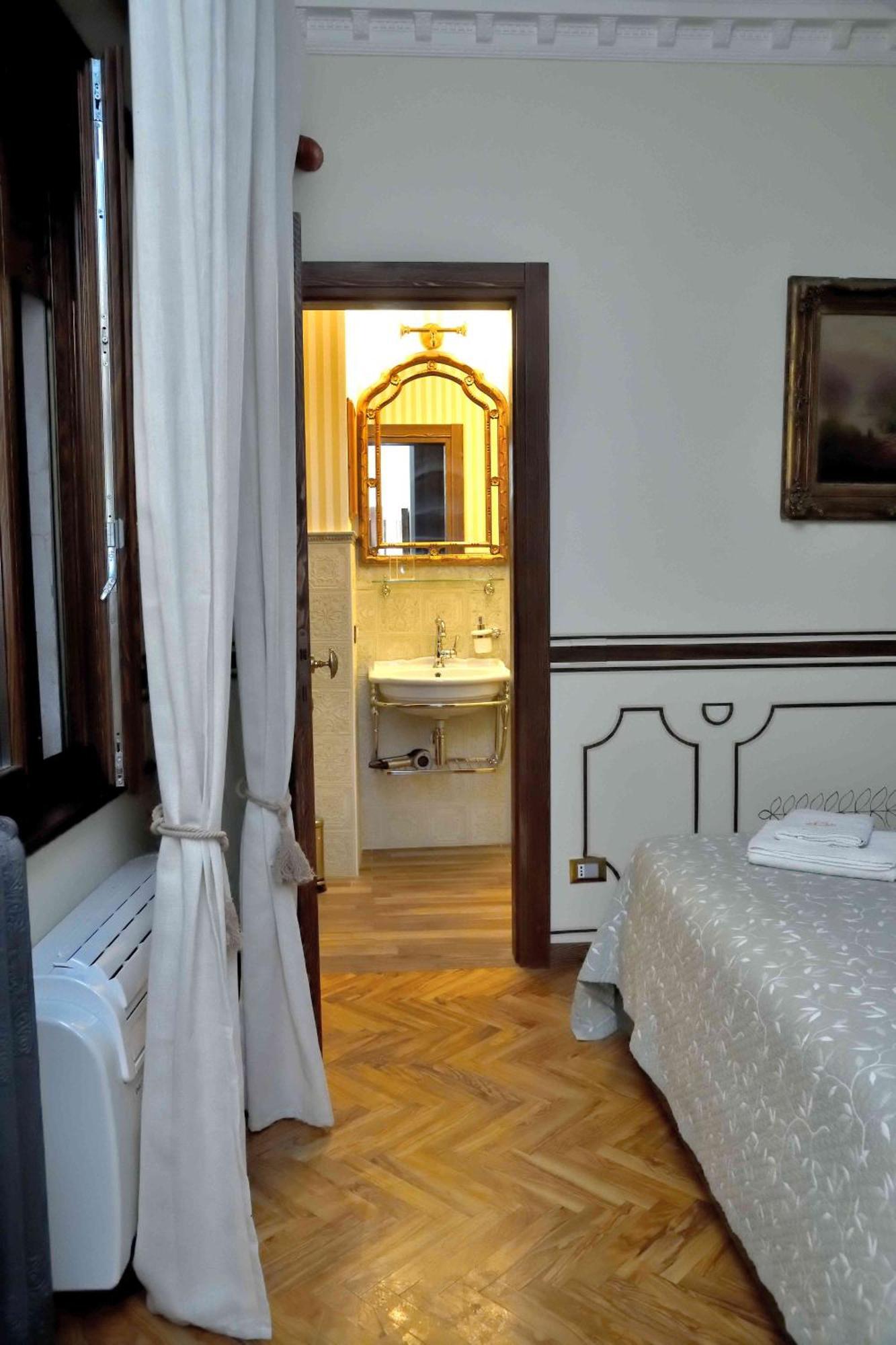 Regal House Verona Vescovado ภายนอก รูปภาพ